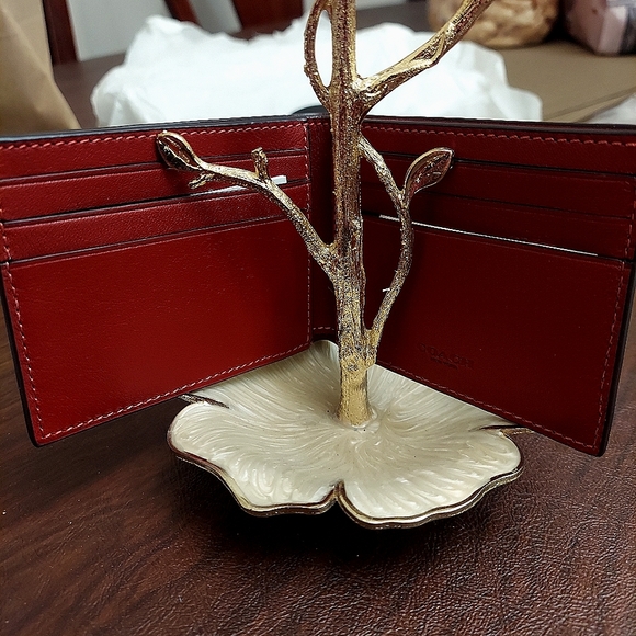 Coach Slim Billfold Wallet - Picture 7 of 8